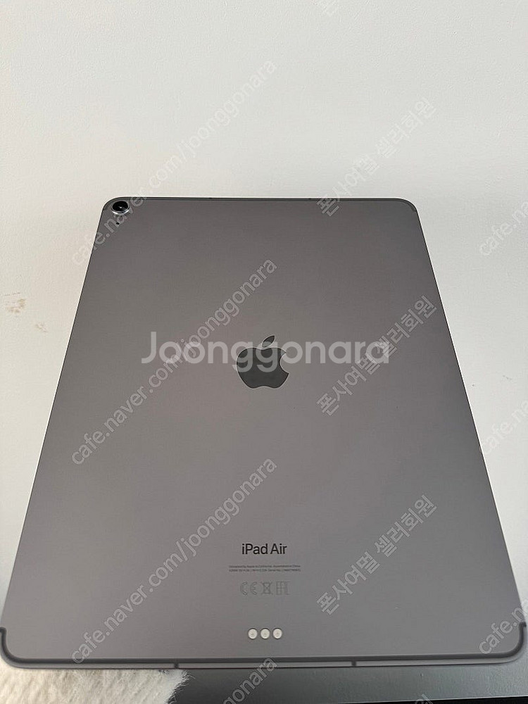 아이패드에어 M2칩 13인치 256G WIFI+셀룰러모델 판매합니다.(애케플적용)--0